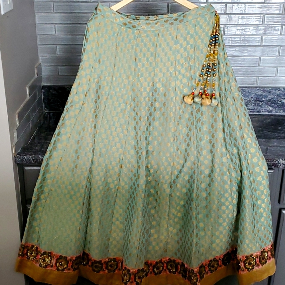 Indo - Pakistani Outfit